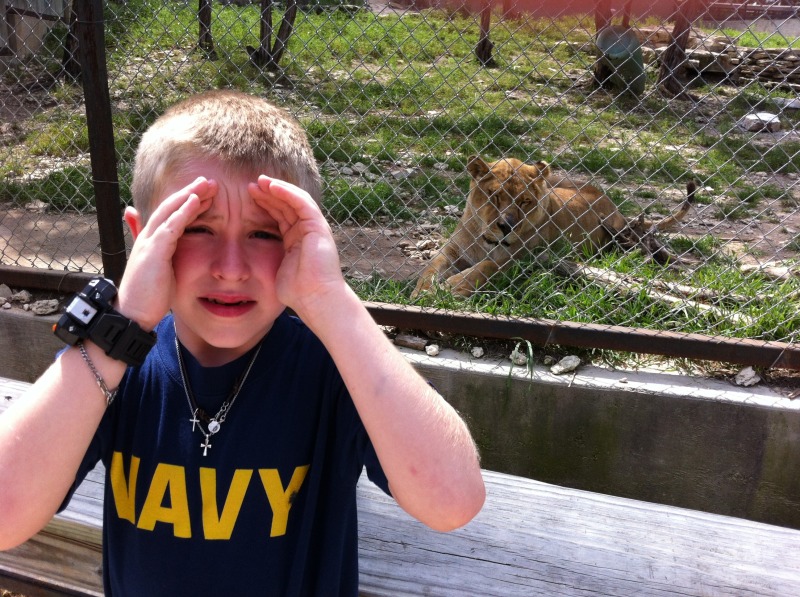 2012-04-09-09-Austin Zoo with Ian.jpg